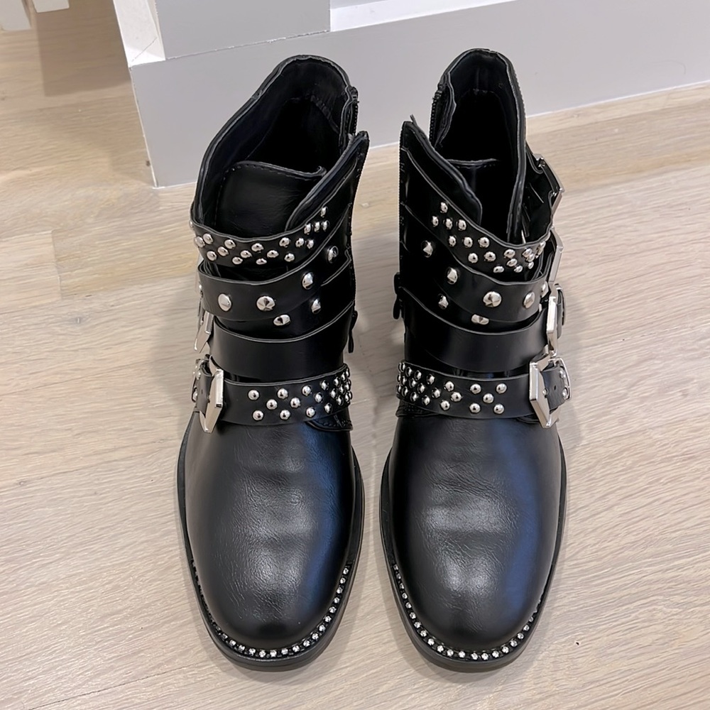 Studded Black Biker Boots in an IT 37